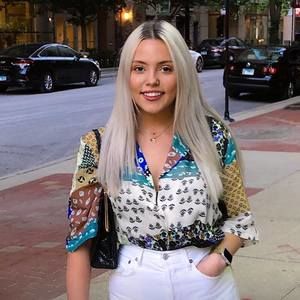 Meet your Posher, Hannah